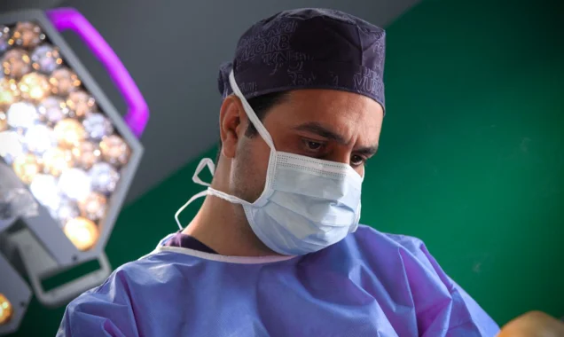 درباره دکتر اسماعیل اسلامی